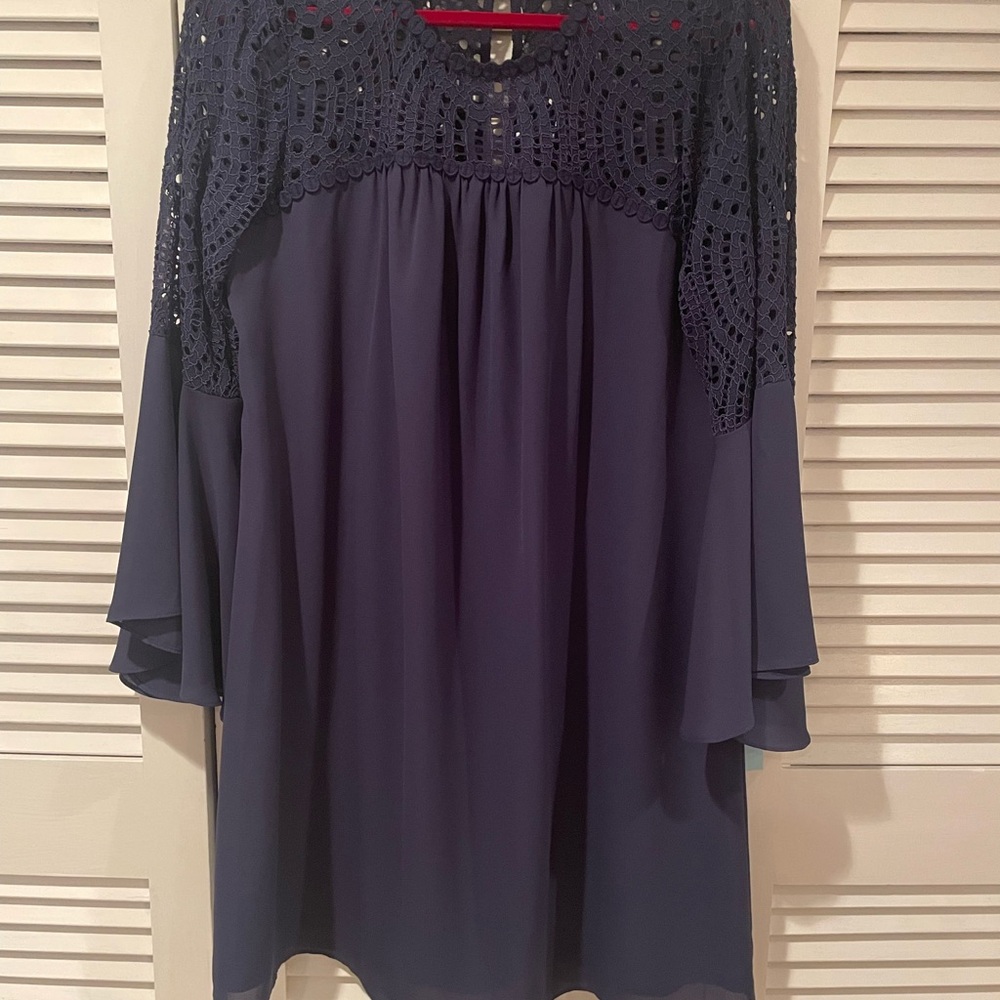Lilly Pulitzer beautiful Navy dress with bell sleeves. Worn twice.